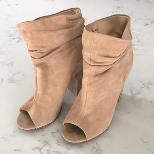 Kristin Cavallari by Chinese Laundry Laurel